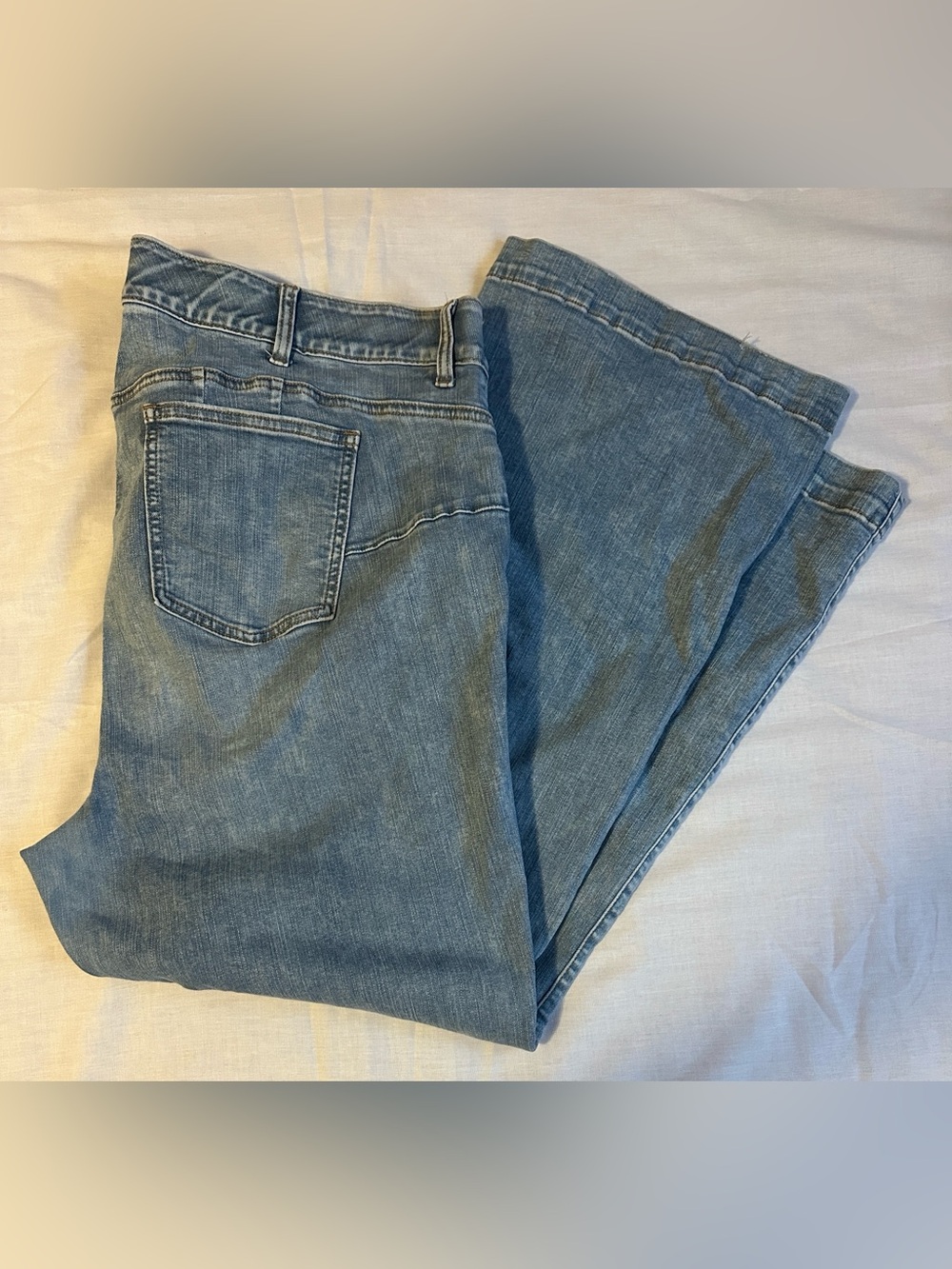 Torrid Bombshell flare jeans size 24 short